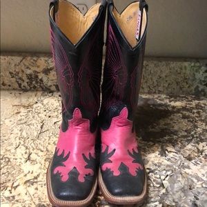 Women’s Square-Toed Cowgirl Boots - 5.5B